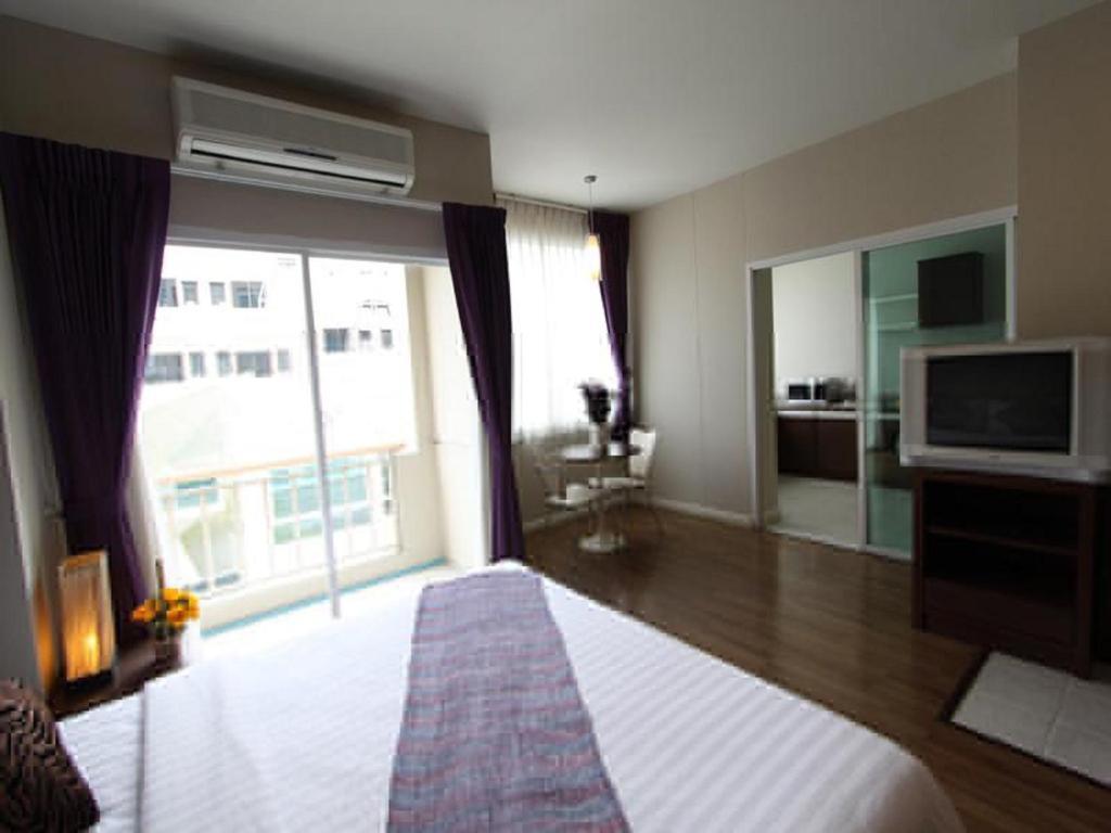 Baiyoke Ciao Hotel Chiang Mai Habitación foto